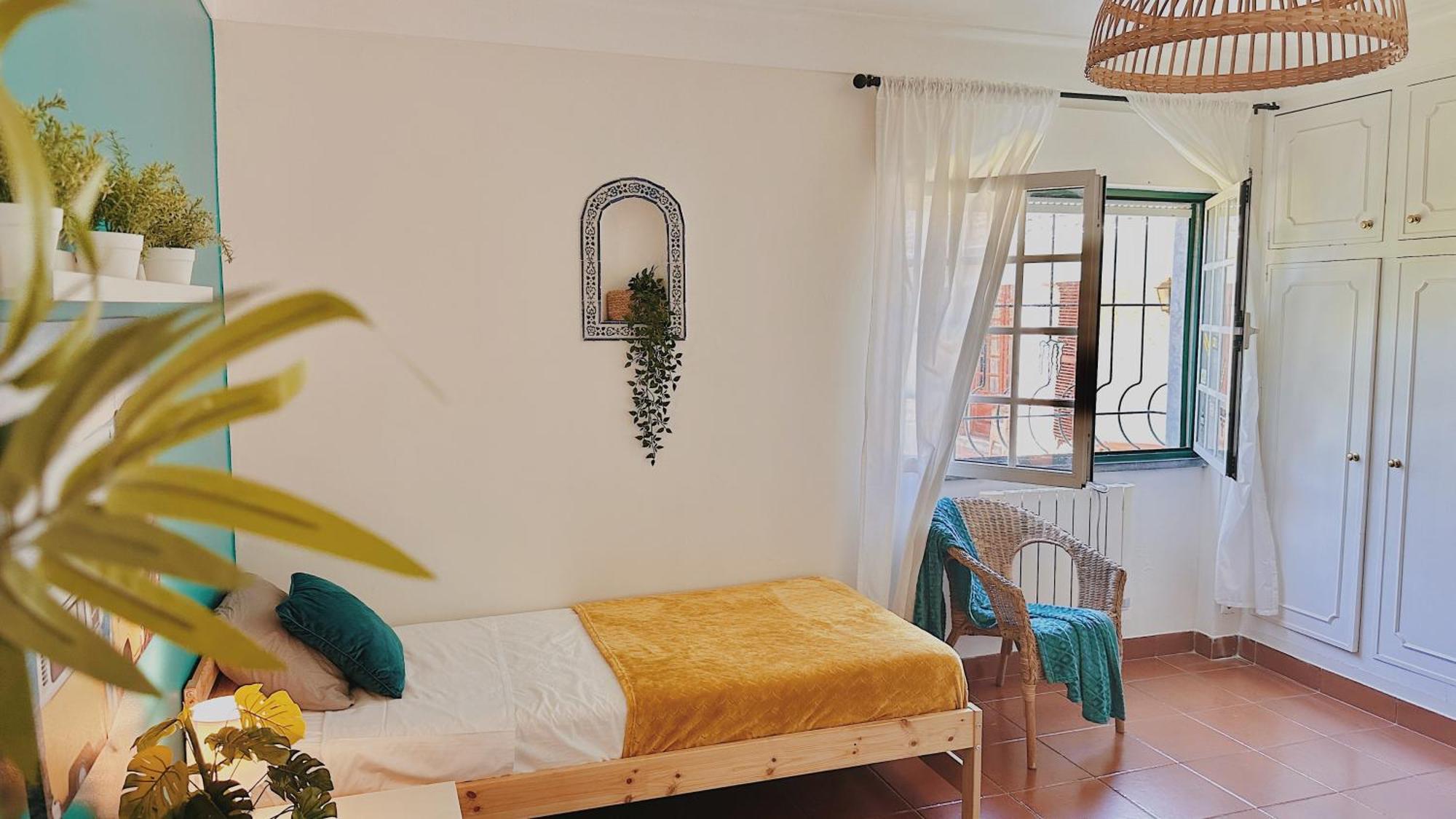 Coastal Garden Paradise Retreat- 6 Min From The Beach Charneca  Exterior foto