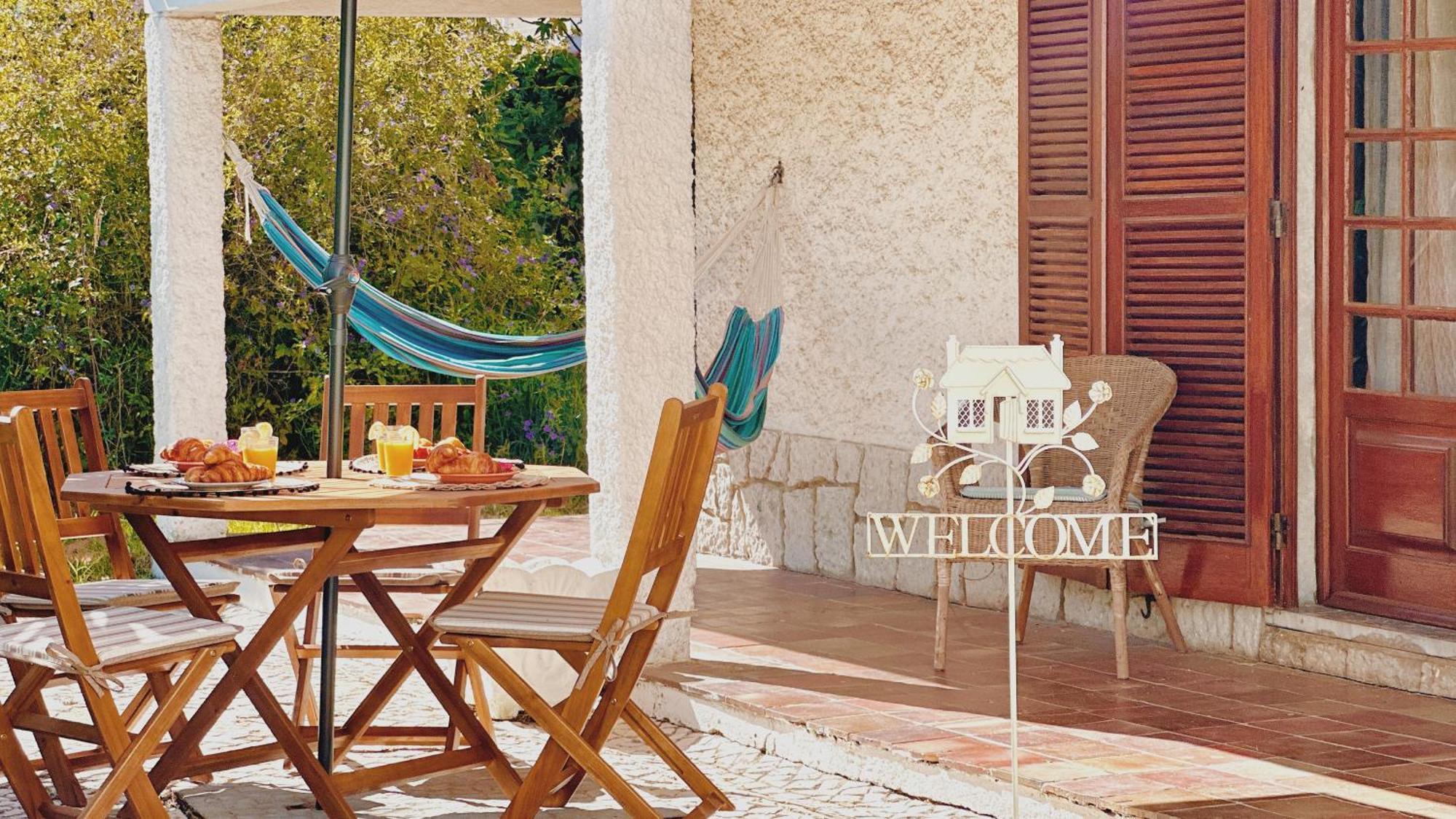 Coastal Garden Paradise Retreat- 6 Min From The Beach Charneca  Exterior foto