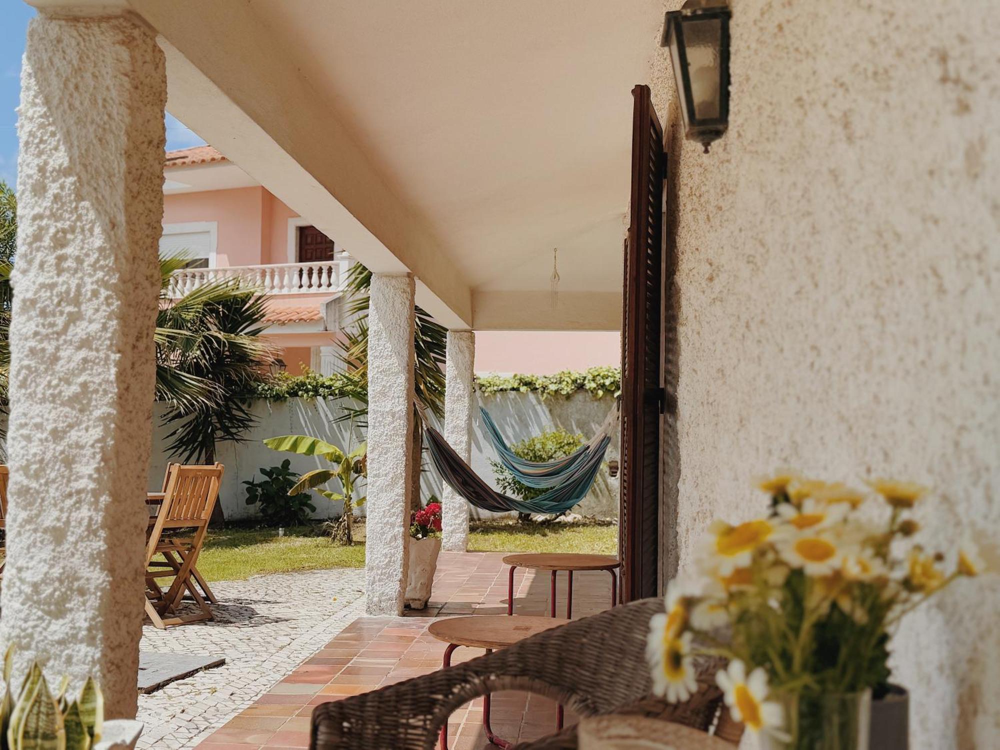 Coastal Garden Paradise Retreat- 6 Min From The Beach Charneca  Exterior foto